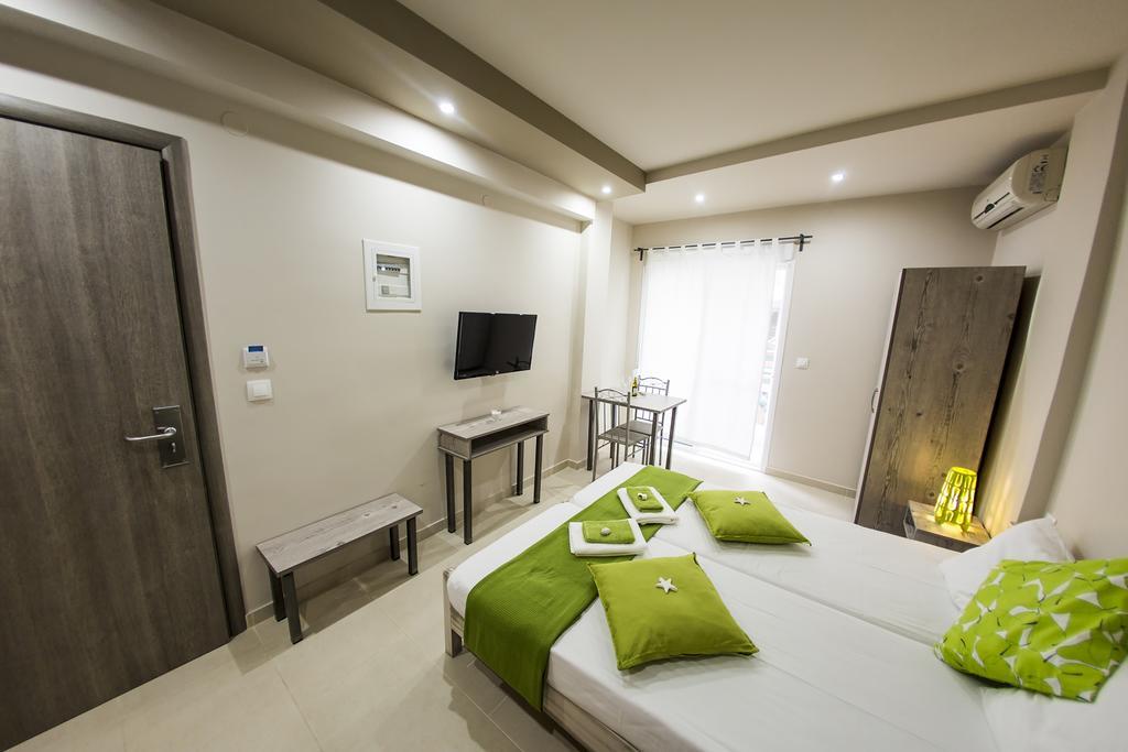 Zonita Guest House ネア・プラギア エクステリア 写真