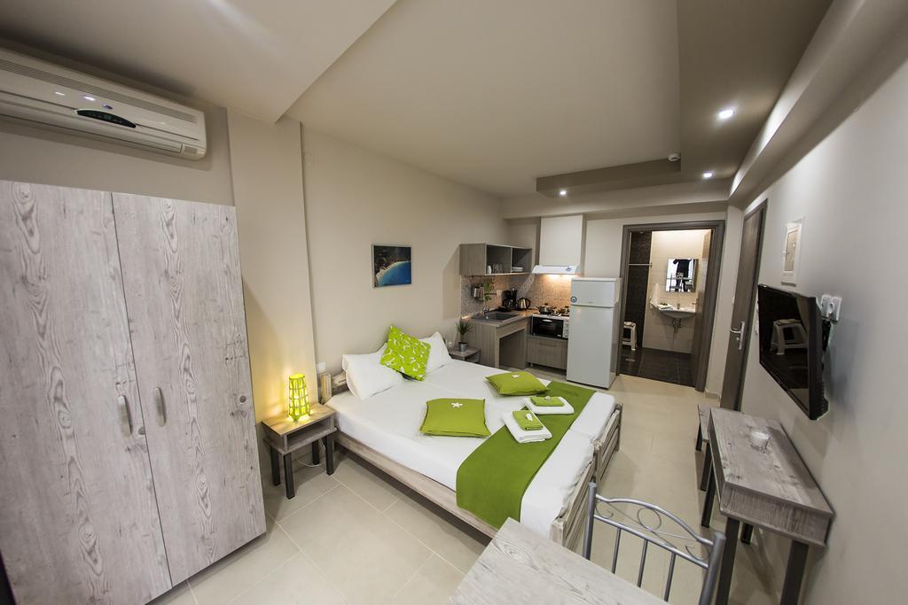 Zonita Guest House ネア・プラギア エクステリア 写真
