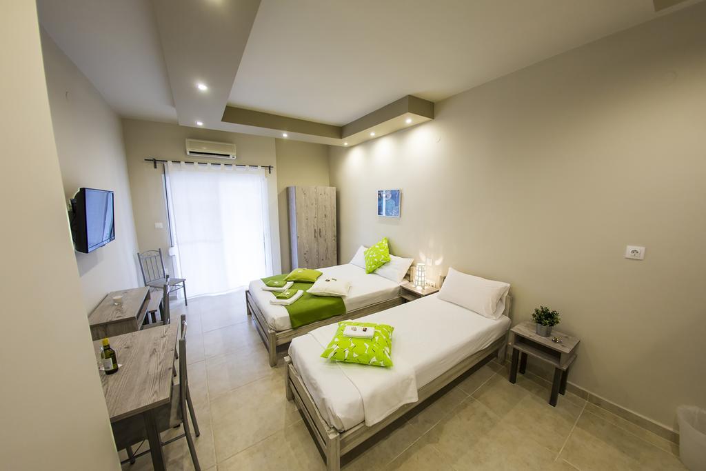 Zonita Guest House ネア・プラギア エクステリア 写真