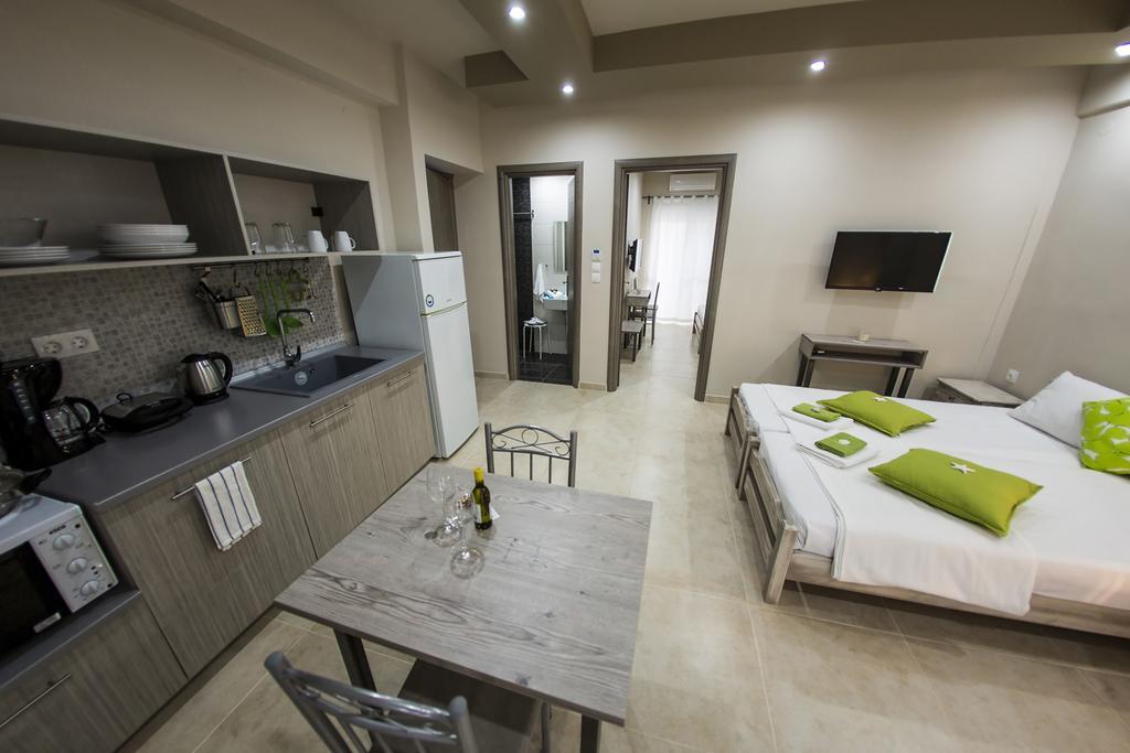 Zonita Guest House ネア・プラギア エクステリア 写真